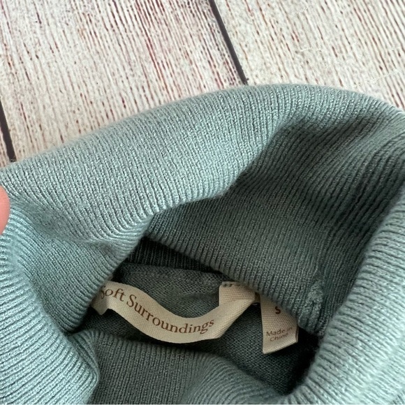 Soft Surroundings Turtleneck Sweater Small - Picture 6 of 6